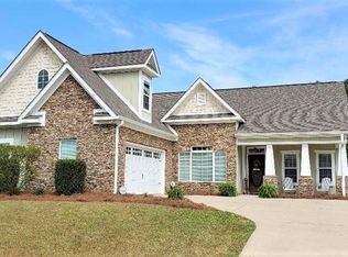 236 Weeping Willow Trl, Headland, AL 36345