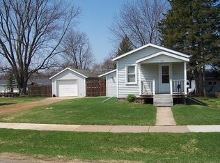 504 S Apple Ave, Marshfield, WI 54449