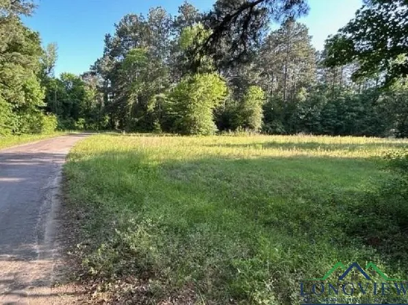 215 County Road 457, Carthage, TX 75633