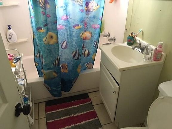 5th image of 2305-07 Rose Dr