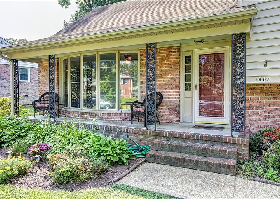 1st image of 1907 Sweetwater Ln