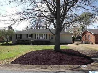 6609 Chadwell Rd SW, Huntsville, AL 35802