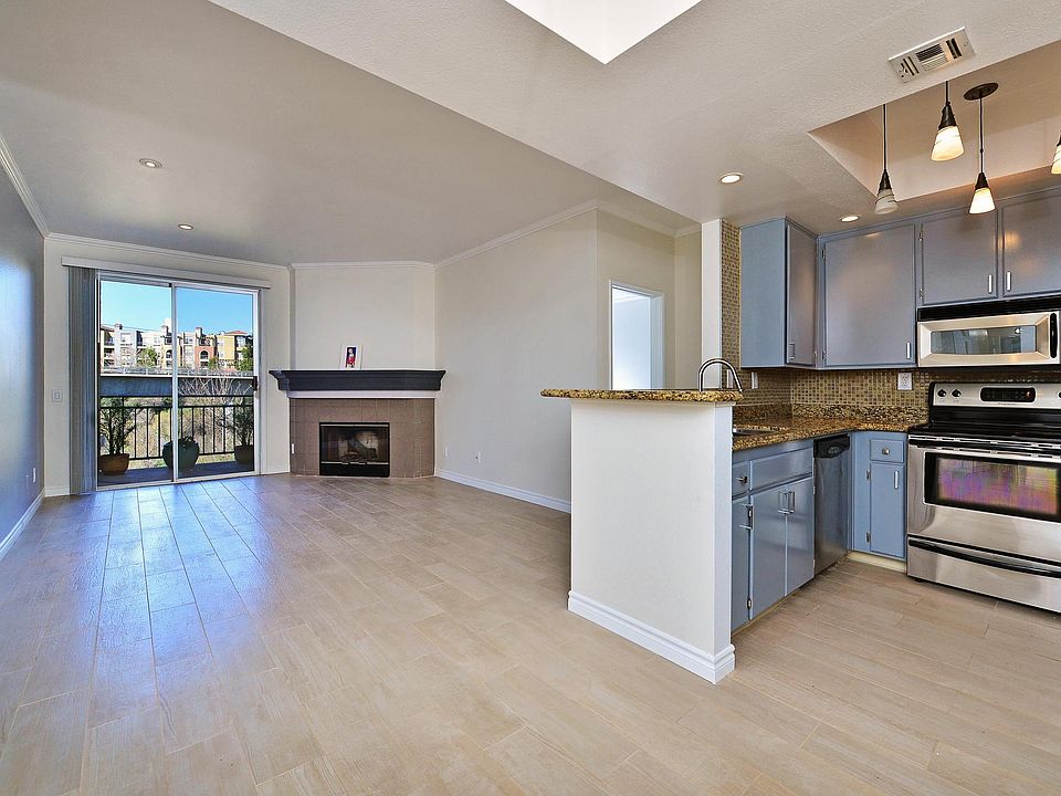 1st image of 2020 Camino Del Rio N