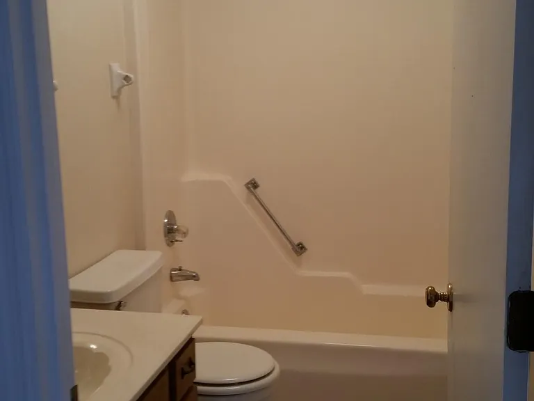 449 Lenney Dr #3 — Photo 2