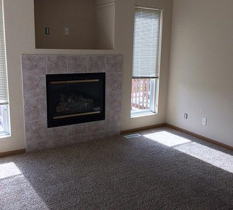 3rd image of 6822 S 165th Ave