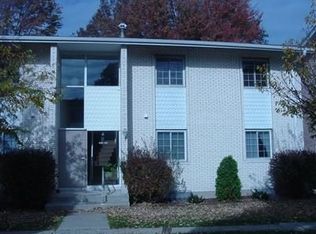 410 Birch Tree Ln, Michigan City, IN 46360