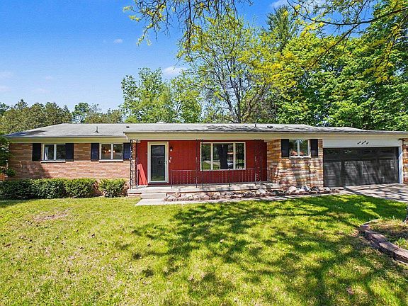 2nd image of 2071 E Ludington Dr