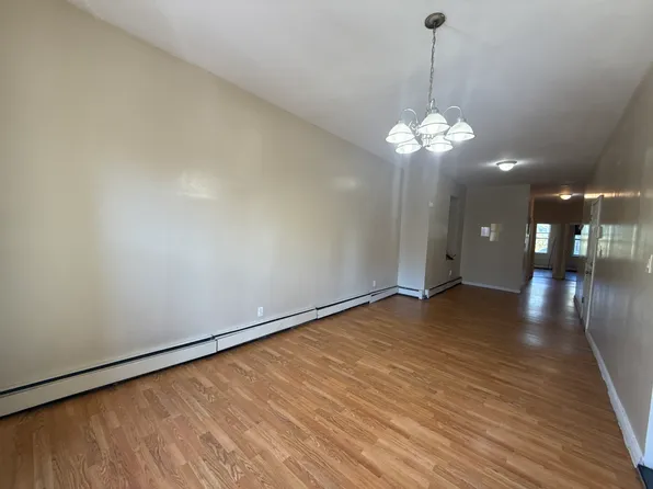 145 Rockaway Avenue image 2 of 13