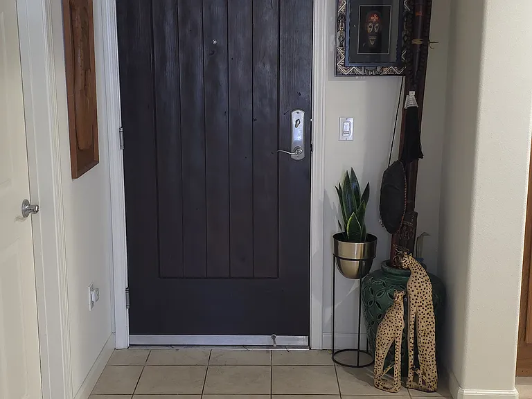 Unit entryway