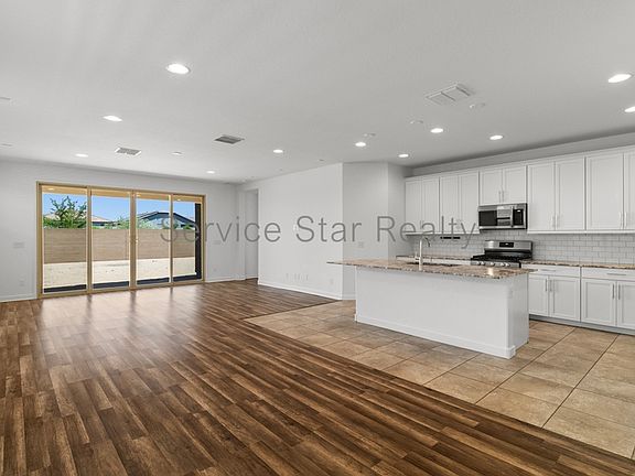 4th image of 17050 W El Caminito Dr
