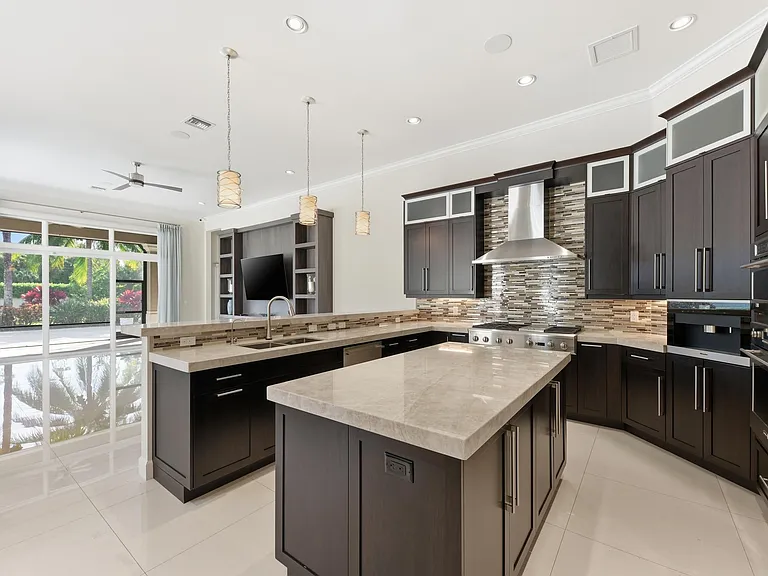13550 Greentree Trl — Photo 14