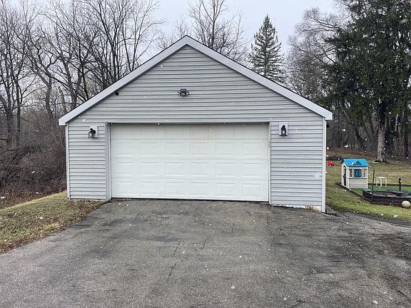 3rd image of 4226 Northwestern AVENUE