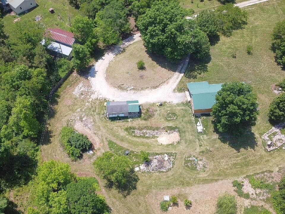 2nd image of 333 Bobcat Lane