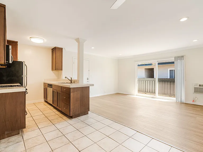 1832 S Bundy Dr #1838 — Photo 14