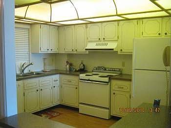 5th image of 700 Beach Dr NE APT 507