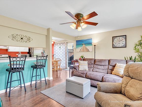 4th image of 8325 Portsmouth Dr Unit A