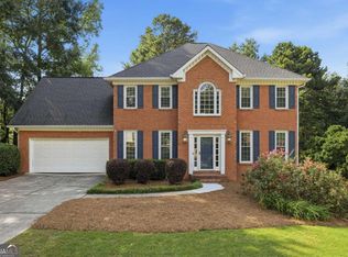 230 Shyrewood Dr, Lawrenceville, GA 30043