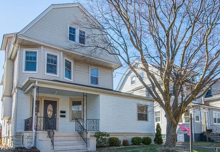 10 Grove Ter #2B — Photo 3