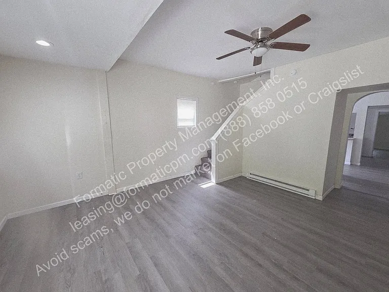 694 W 8th St #1 — Photo 2