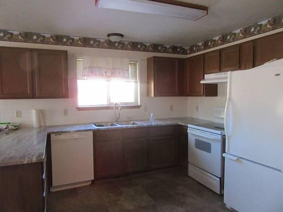 4th image of 1807 E 1st Ave
