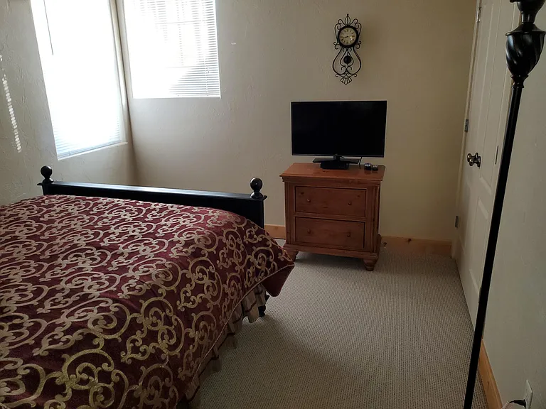 5949 N Market St #G — Photo 13