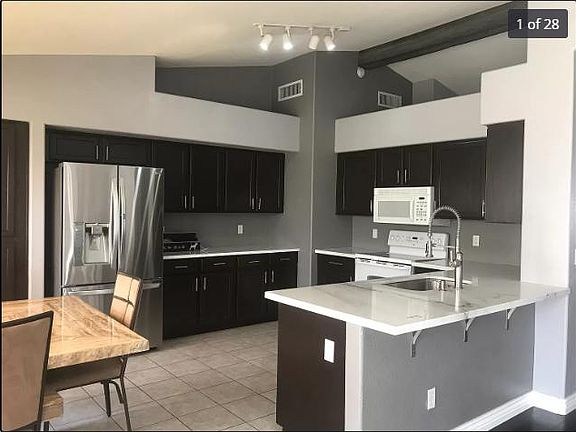 2nd image of 4537 E Campo Bello Dr
