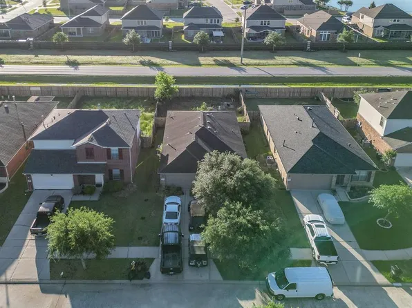 1119 Honeysuckle Vine Drive, Rosenberg, TX 77469