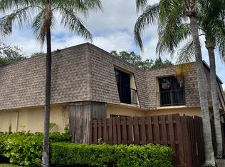 4204 Waterview Cir, Palm Springs, FL 33461