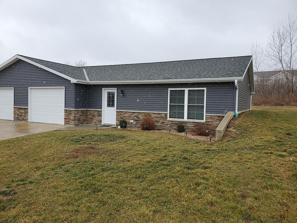 1st image of 822 Meadow Lark Dr