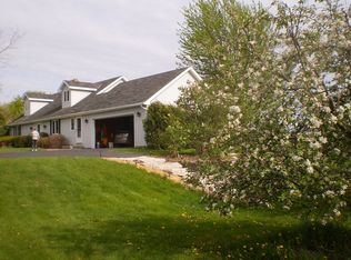 1874 Wayside Rd, Greenleaf, WI 54126