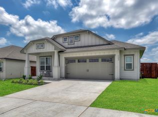 123 Paul Pena Dr, San Marcos, TX 78666
