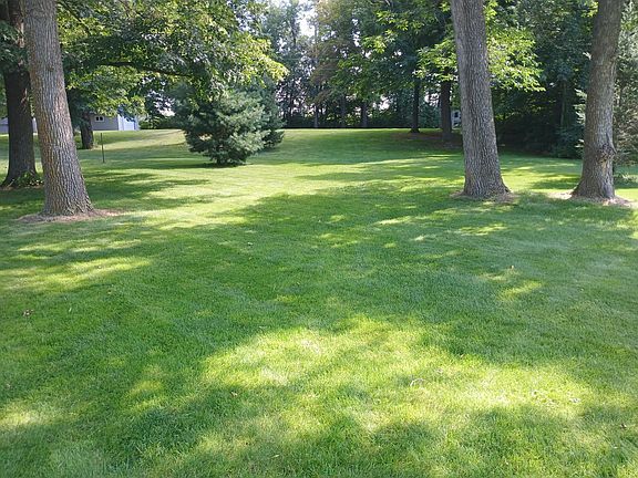 3rd image of 328th Ave