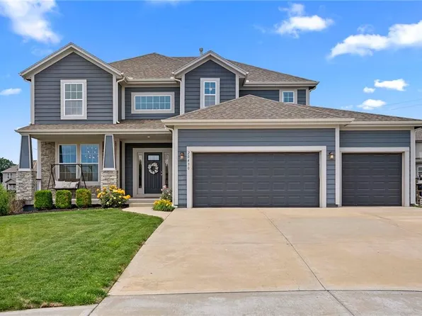 20430 W 107th Ter, Olathe, KS 66061