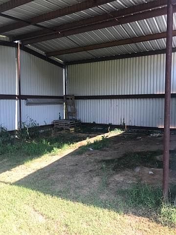2nd image of 26025 N County Road 3131