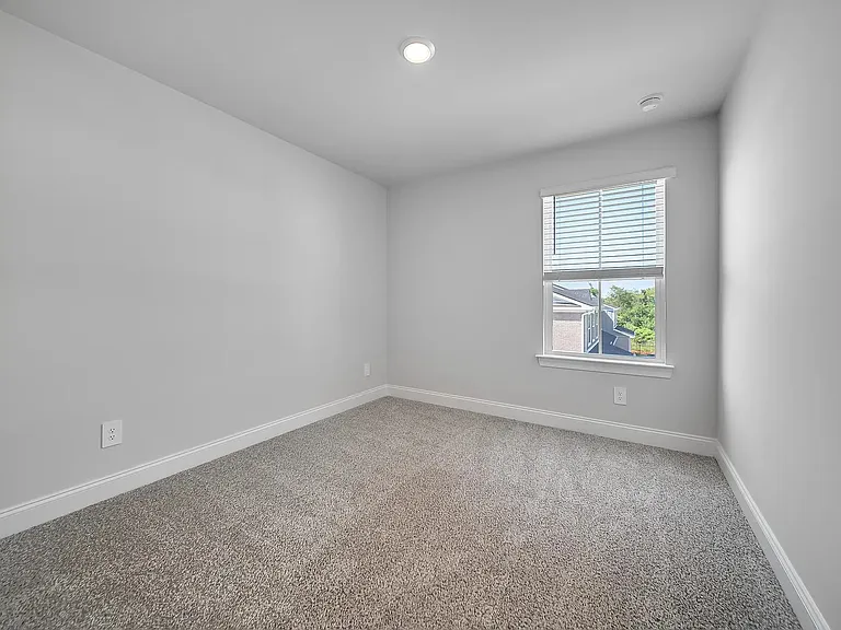 204 Douglas Bend Rd #405 — Photo 23