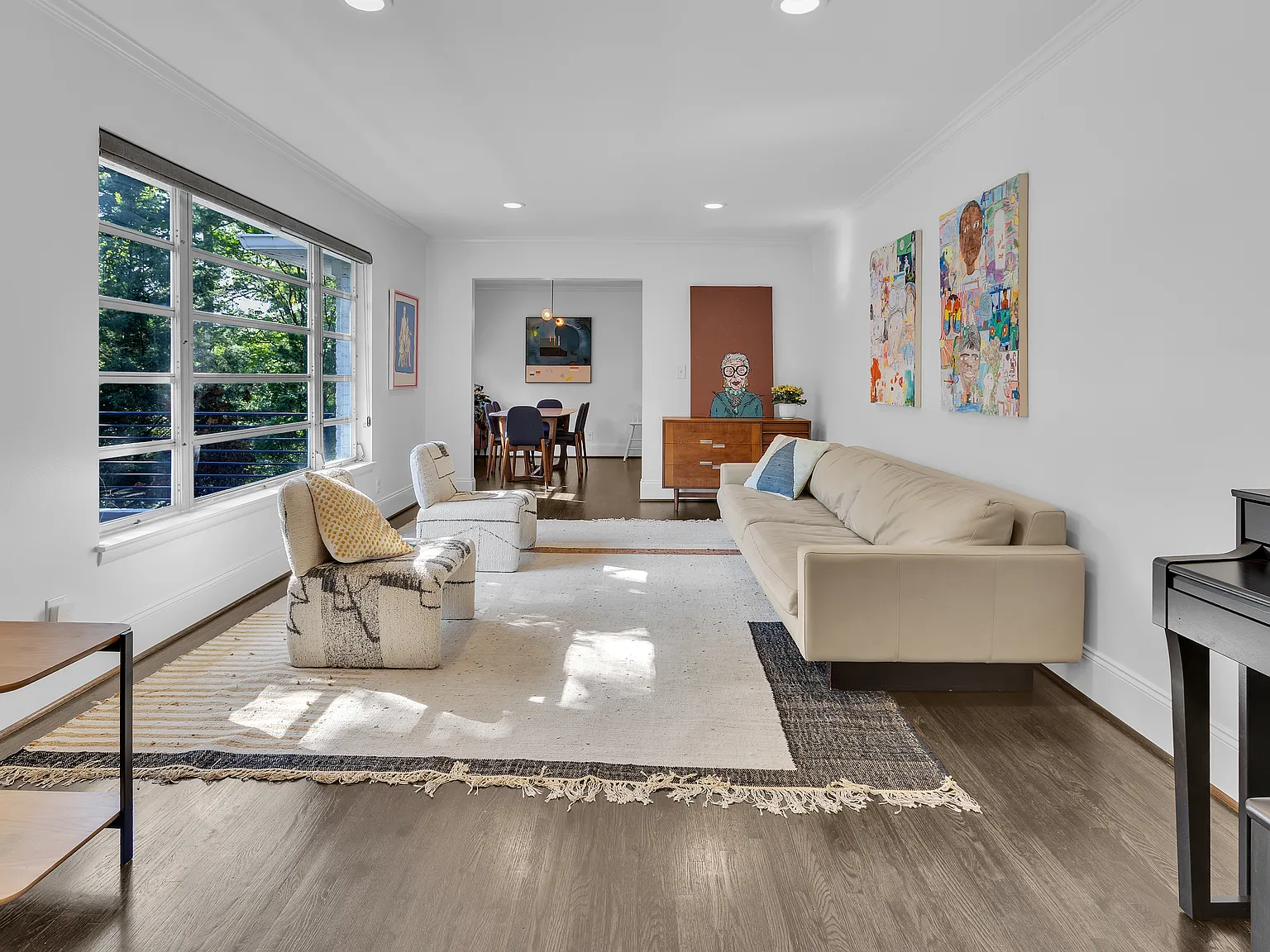 3 bed, 2166 sqft, $3,900 — Photo 3
