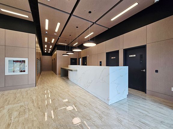 4th image of 2825 Jane St #807