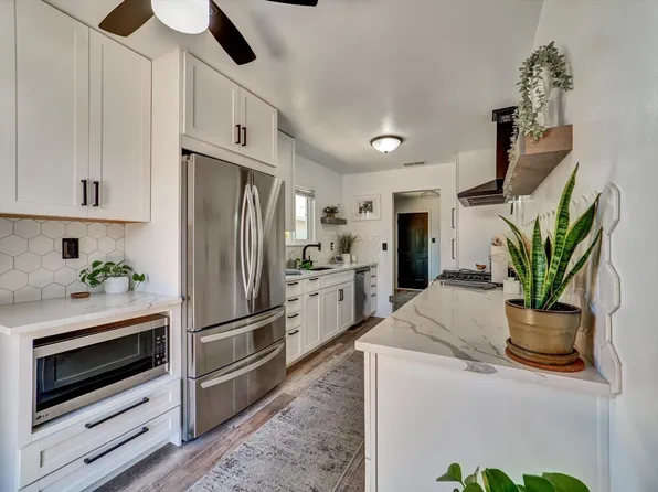 437 Silver Park Ave, Rio Linda, CA 95673