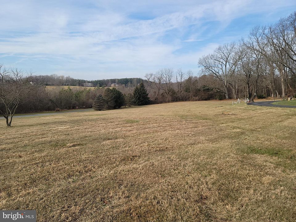 2nd image of 12726A Gores Mill Rd