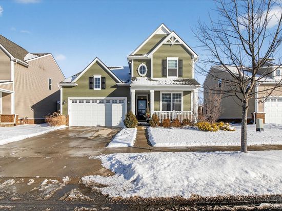 386 Fletcher St, Wixom, MI 48393