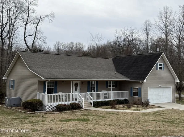 235 Van Stowe Rd, Harriman, TN 37748