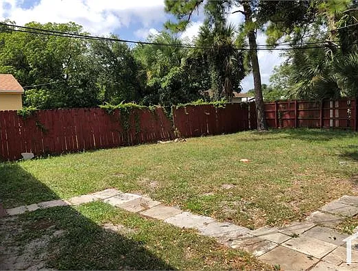 2211 NW 6th Ct — Photo 18
