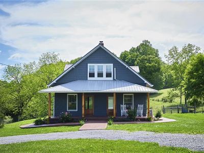 819 Point Of View Dr, Ewing, VA, 24248