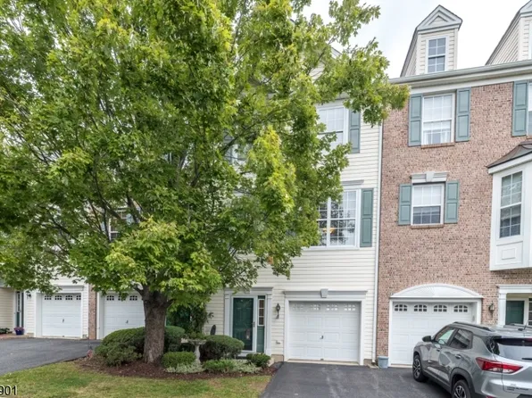 13 Hope St, Lopatcong Twp., NJ 08865