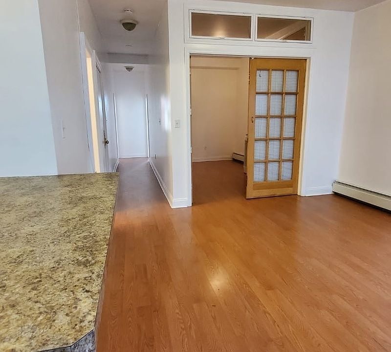 1st image of 951 2nd Ave #2B