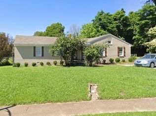 3274 Walnut Grove Rd, Memphis, TN 38111