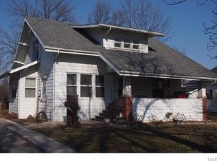 507 N 2nd St, Wellsville, MO 63384