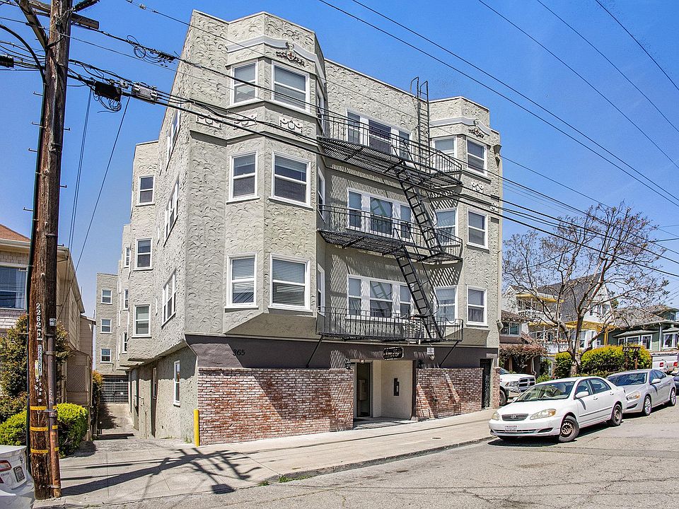 1st image of 365 Hanover Ave APT 302