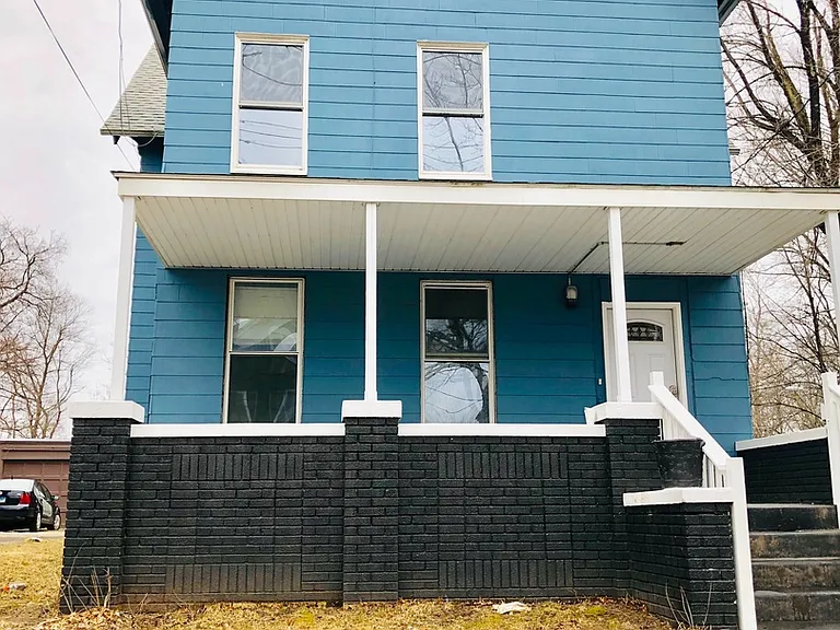 27 Shelton — Photo 29