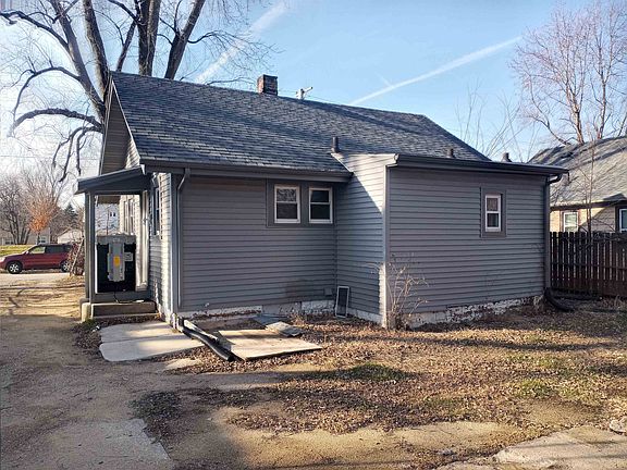 3rd image of 412 McLain Ave